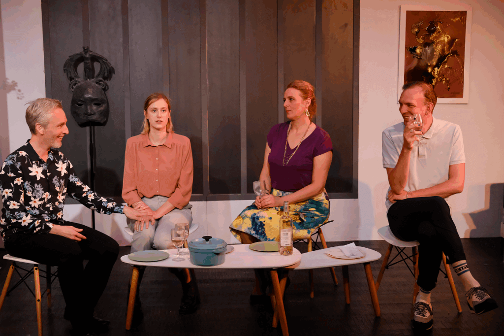 Photo de la comédie "Délivrés de Famille"