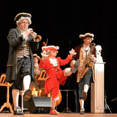Photo du spectacle musical d'humour "Mozart vs Mozart"