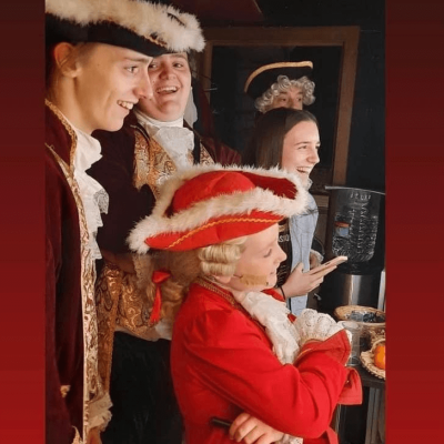 Photo du spectacle musical d'humour "Mozart vs Mozart"