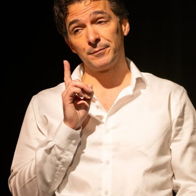 Photo du one-man-show "Presque Ténor" de Georges Demory